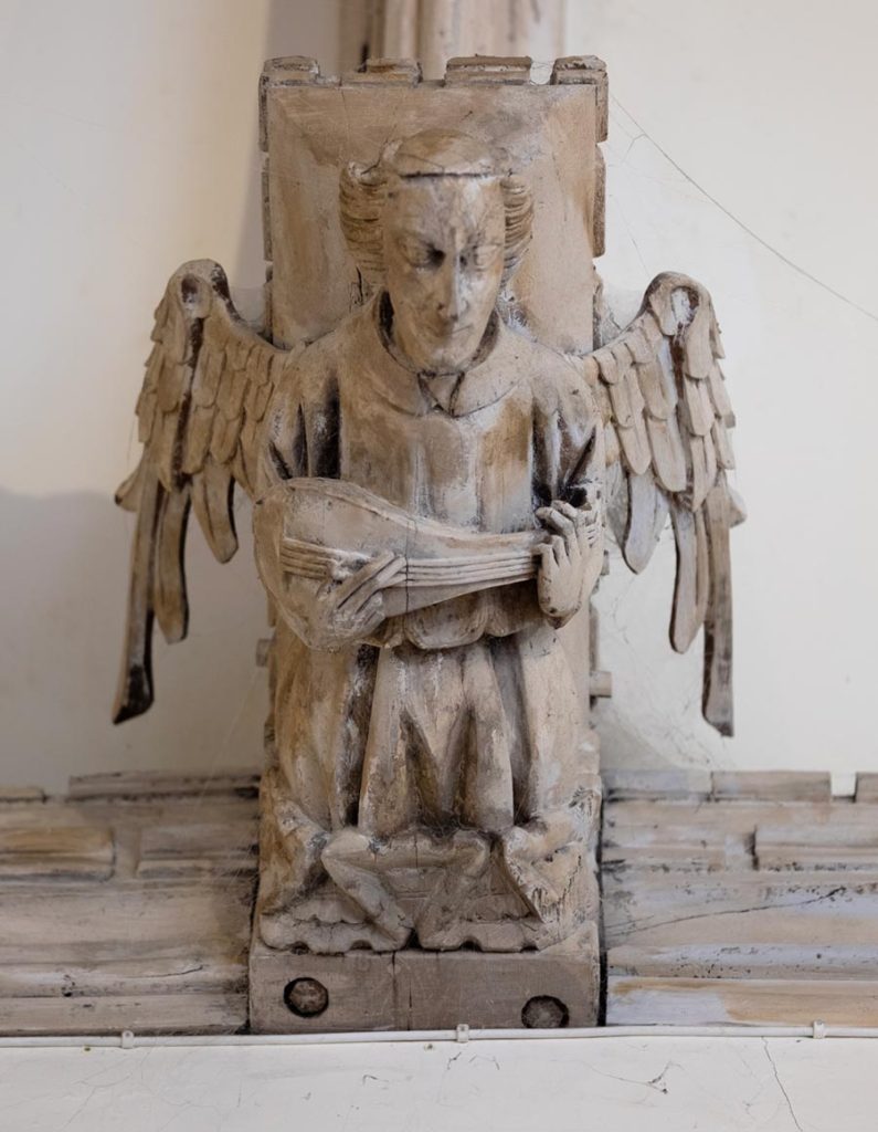 Angel playing cithern