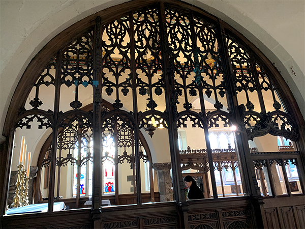 Chancel screen
