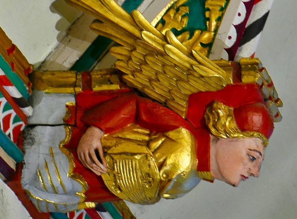 Angel playing cithern (side view)